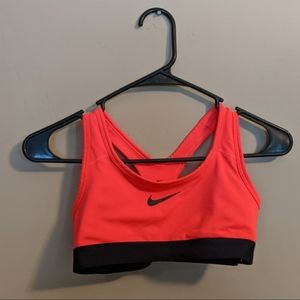 Nike Dri-Fit - Sports Bra - Hot Pink - Medium